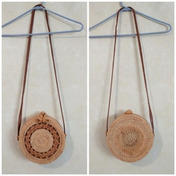 Brown Woven Straw Rattan Beach Circle Bag - Picture 6 of 6